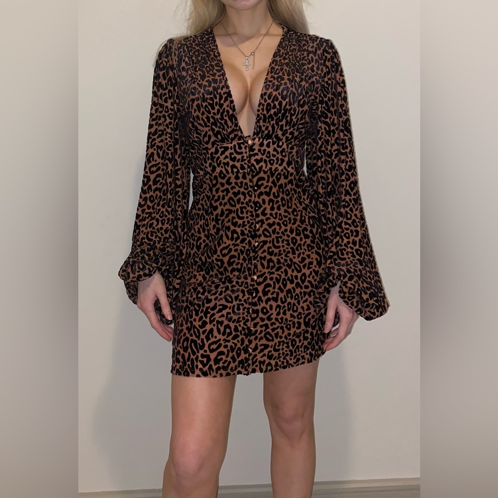 Buddylove brand long sleeve leopard dress 💞💞
